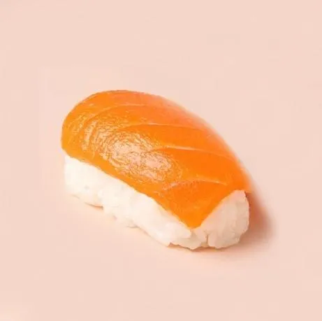 Суши с лососем 